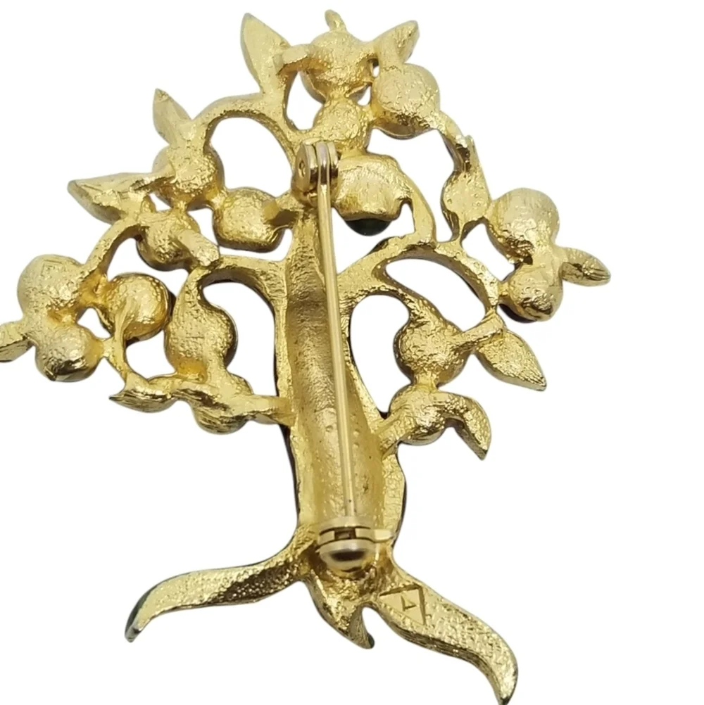 MUSEUM REPRODUCTIONS GOLDPLATE & ENAMEL WITH JASPER & CHRYSOPHASE TREE BROOCH